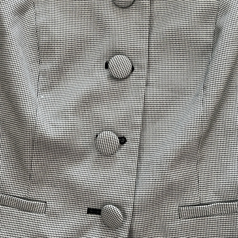 Karl Lagerfeld Blazer - Picture 3 of 4
